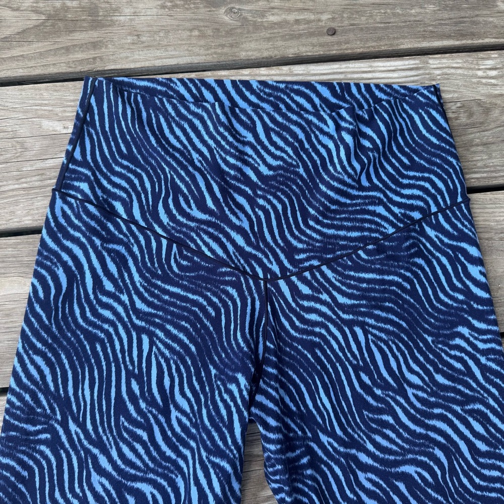 Aerie Blue Zebra Print Leggings - Picture 5 of 7